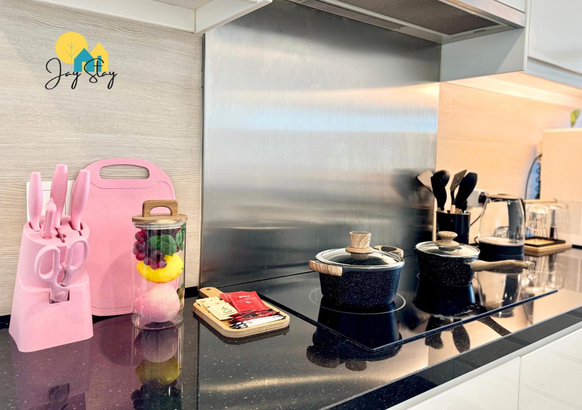 New! The Shore L 3br L 6-11pax L Direct Mall Access L Centre L River View L Jonker Street By Jay Management Apartment Malacca